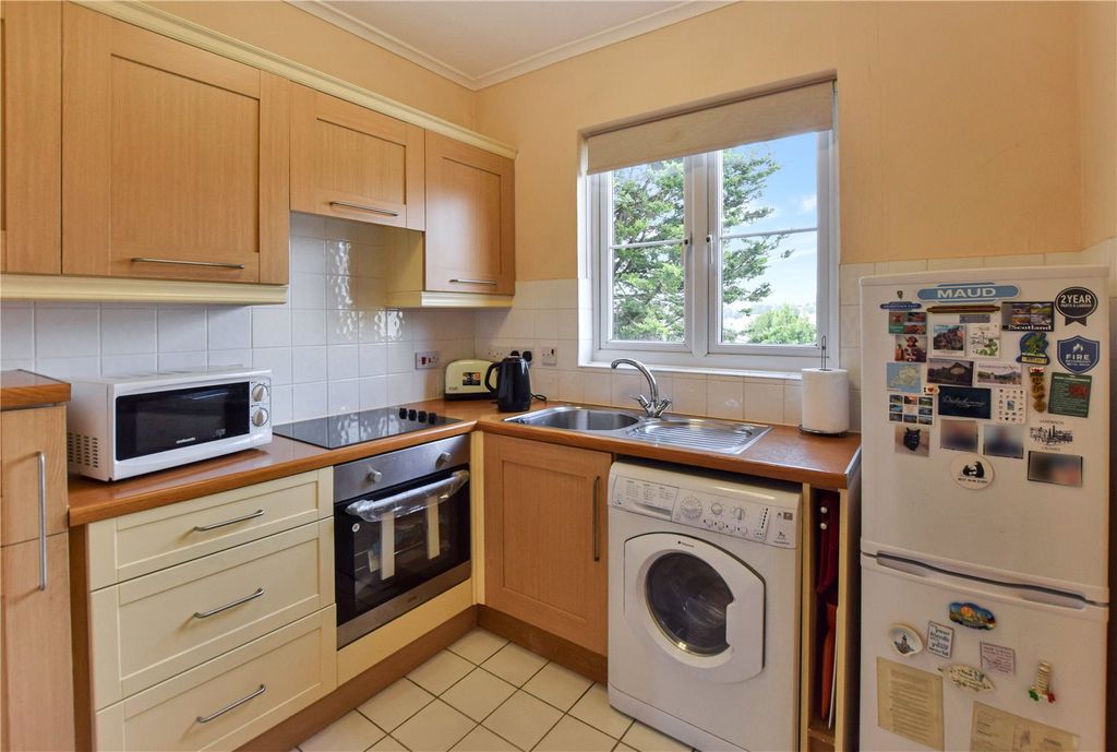 Property photo 3 of 10 Picture No. 02