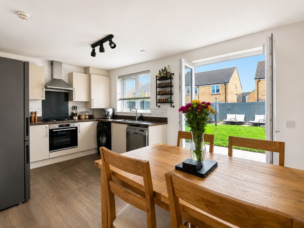 Additional image 6 of 3 bed terraced house for sale23 Simpson Wynd, Kinross KY13