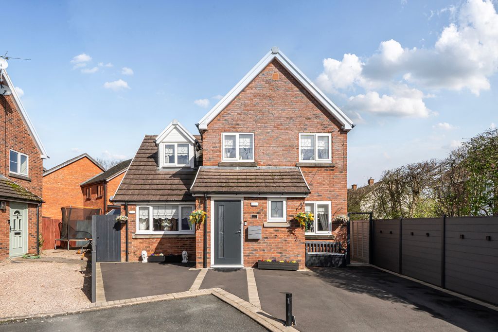 Property photo 1 of 29 1425560-27-69B168274F8B3