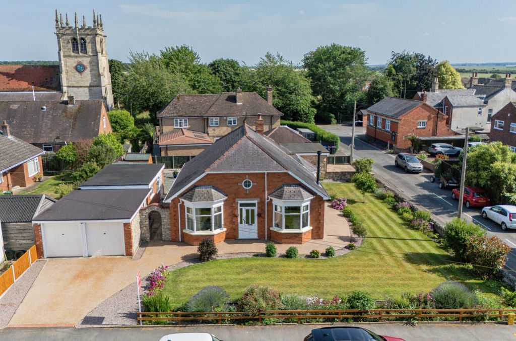 Property photo 1 of 34 1483490-1-6A3Adba89Ea47