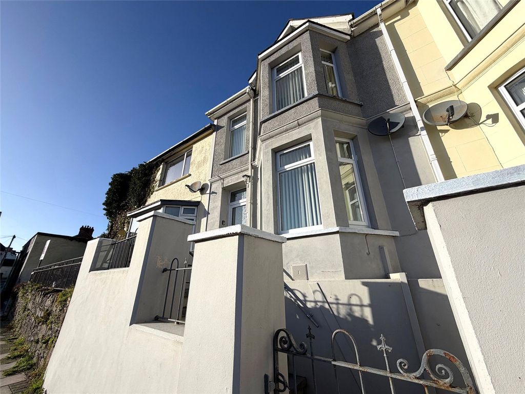 Property photo 2 of 23 Picture No. 25