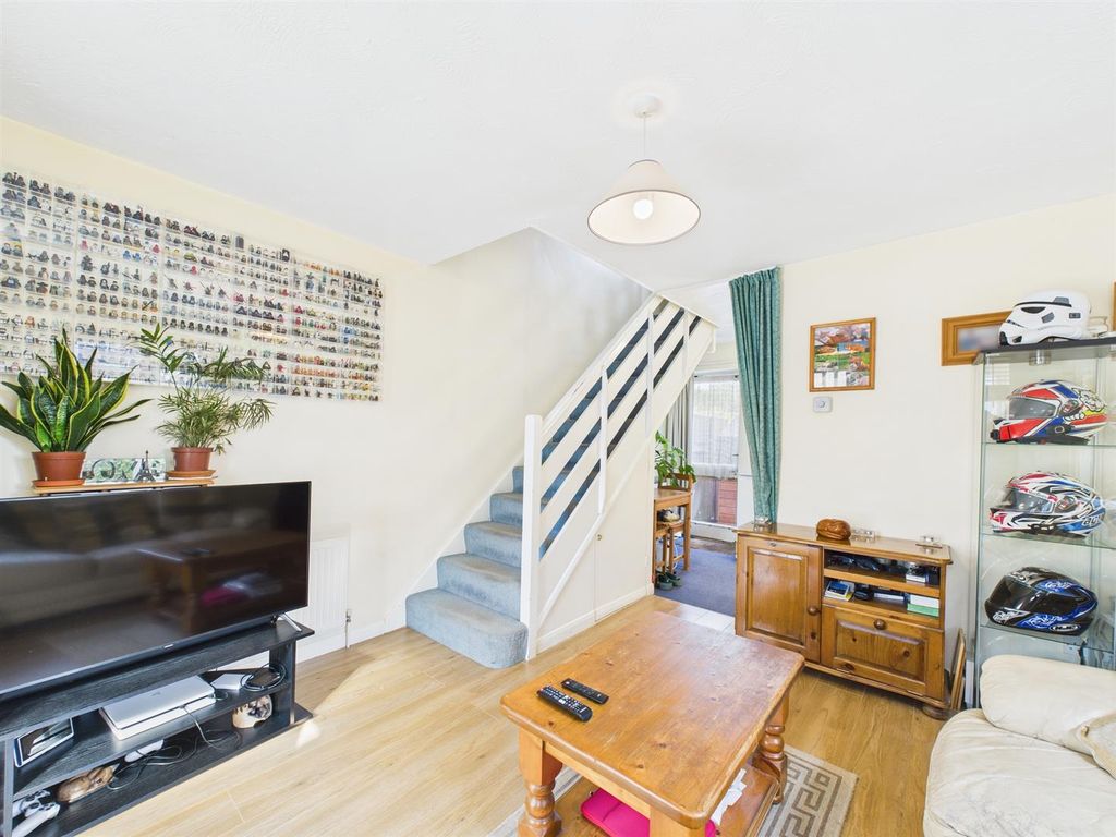 Property photo 3 of 9 Cam04907G0-Pr0147-Still003.Jpg