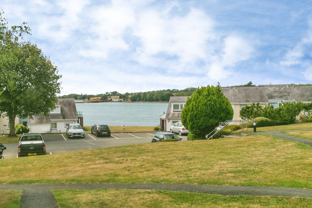 Property photo 1 of 20 Pbox-Img.Jpg