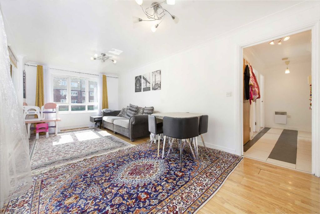 Property photo 3 of 7