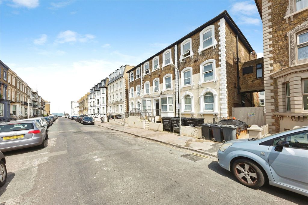Property photo 2 of 3 Picture No. 02