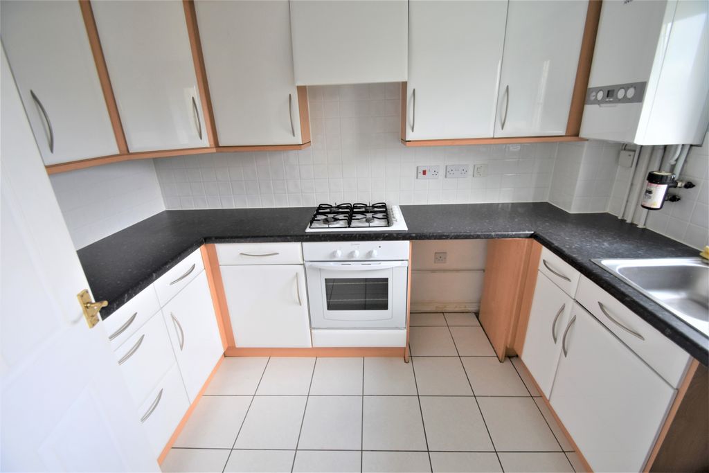 Property photo 2 of 10 Photo 05