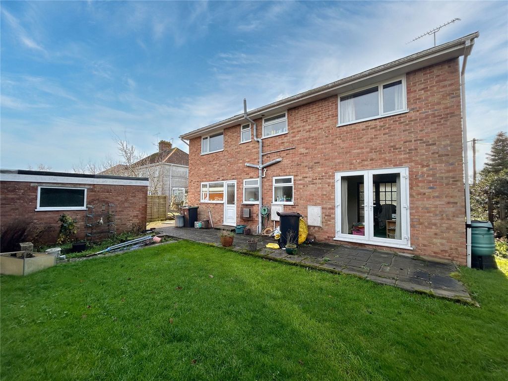 Property photo 3 of 9 Picture No. 02