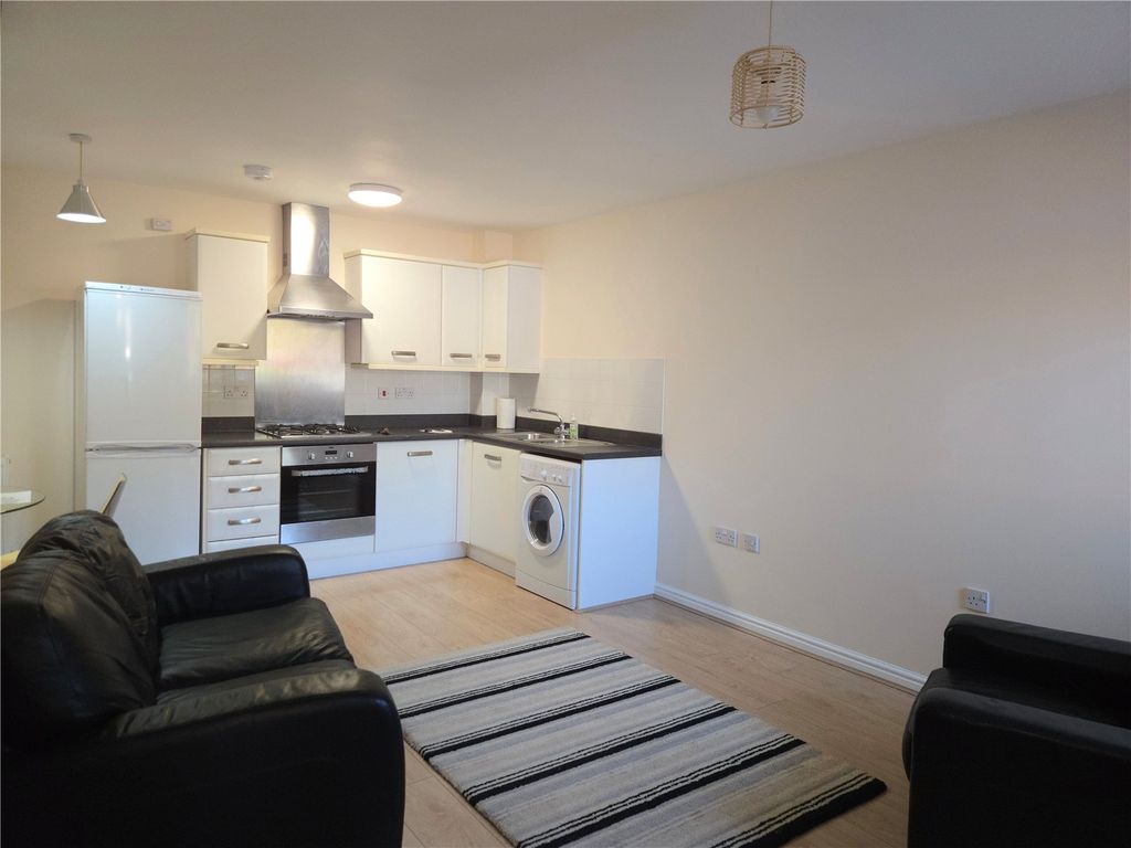 Property photo 2 of 8 Picture No. 03