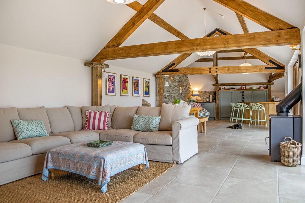 Property photo 3 of 28 Picture No. 59