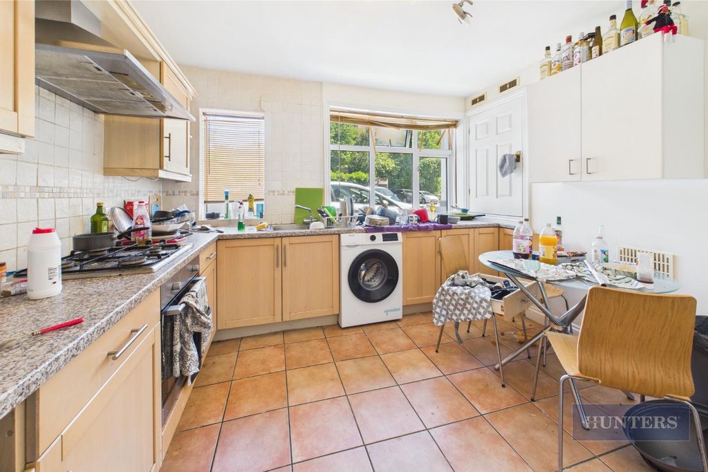 Property photo 3 of 17 Cam05152G0-Pr0088-Still004.Jpg