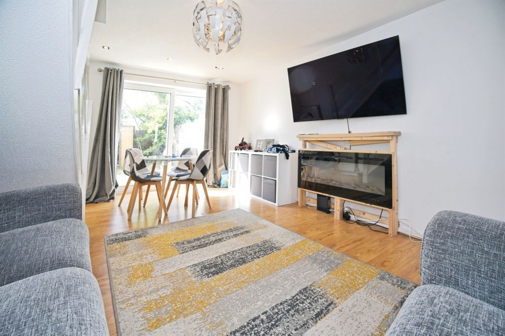 Property photo 3 of 14