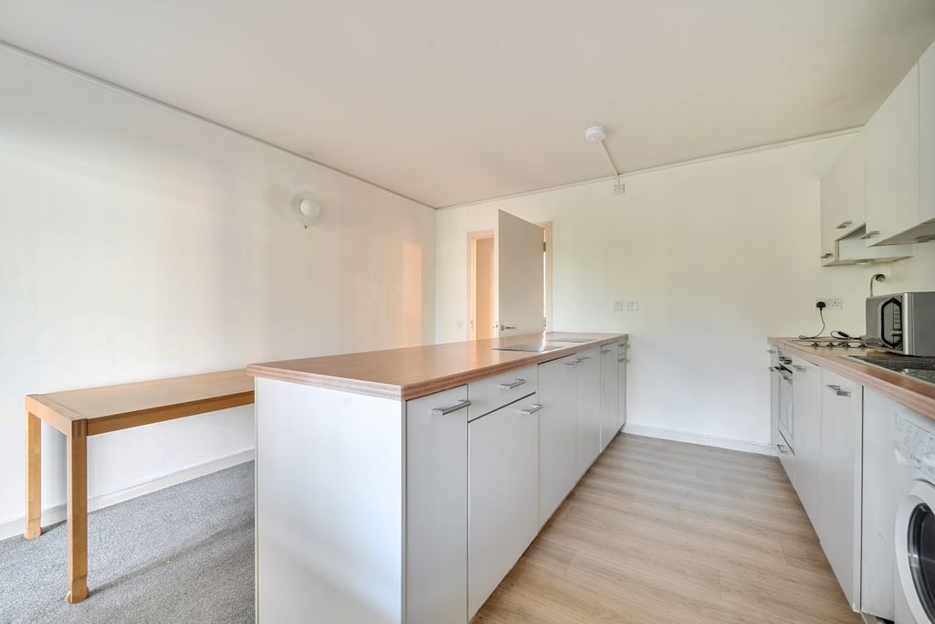 Property photo 2 of 16 1511146 (18)