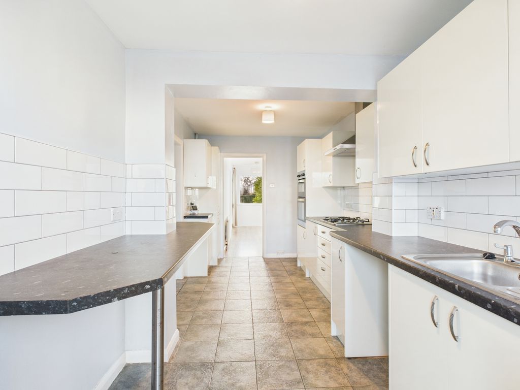 Property photo 2 of 27 Cam02023G0-Pr0191-Still001