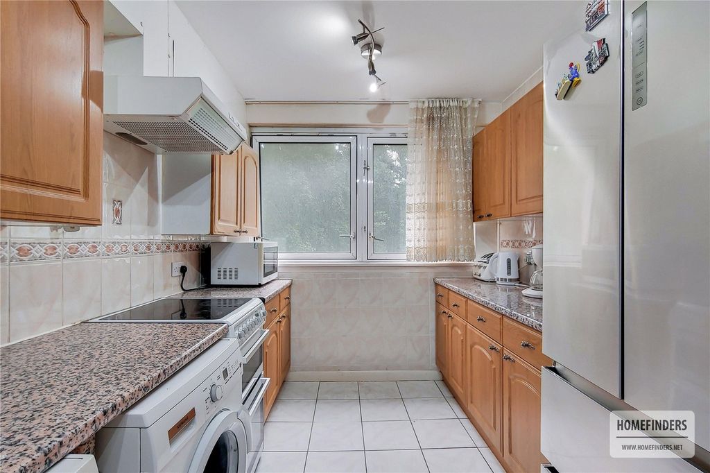 Property photo 2 of 8 Picture 2