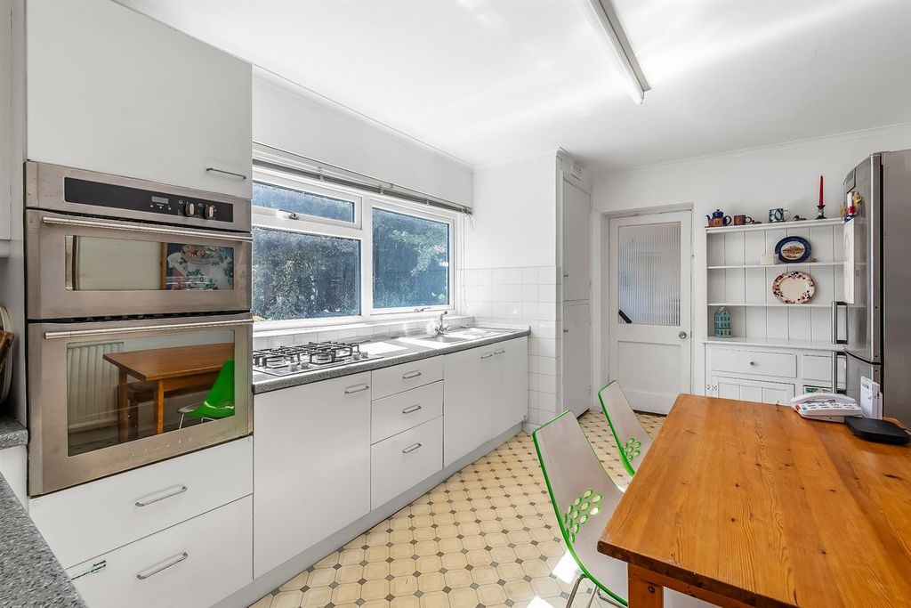 Property photo 3 of 13 .Fox-Lane-15.Jpg