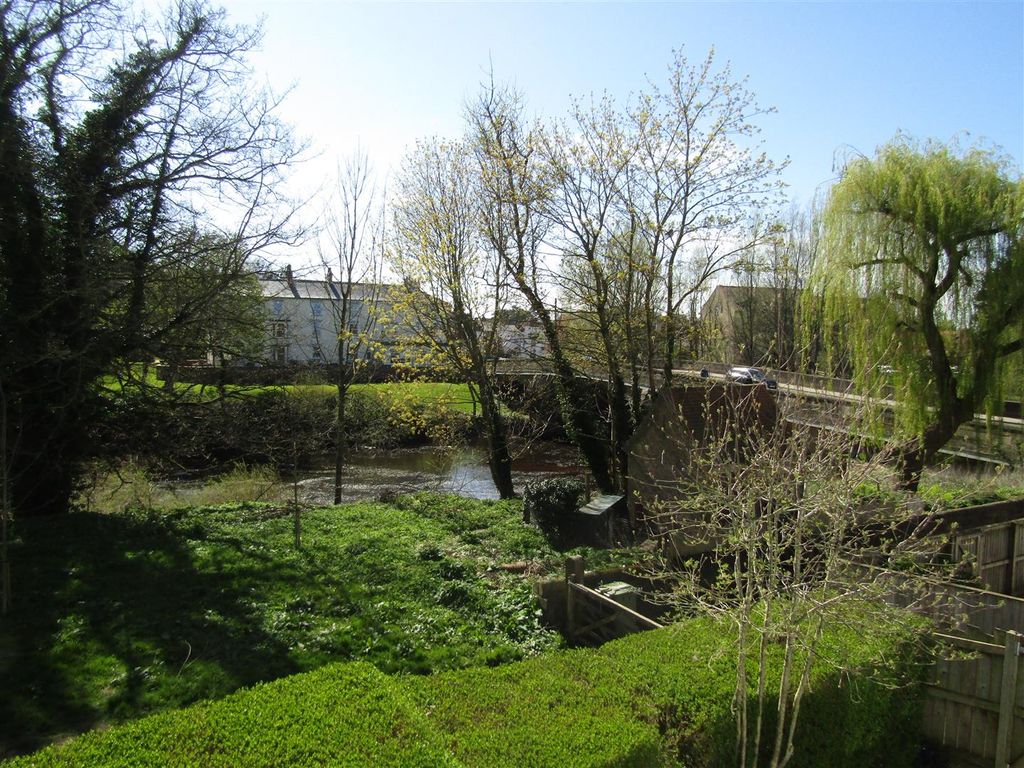 Property photo 2 of 13 Img_8748.Jpg