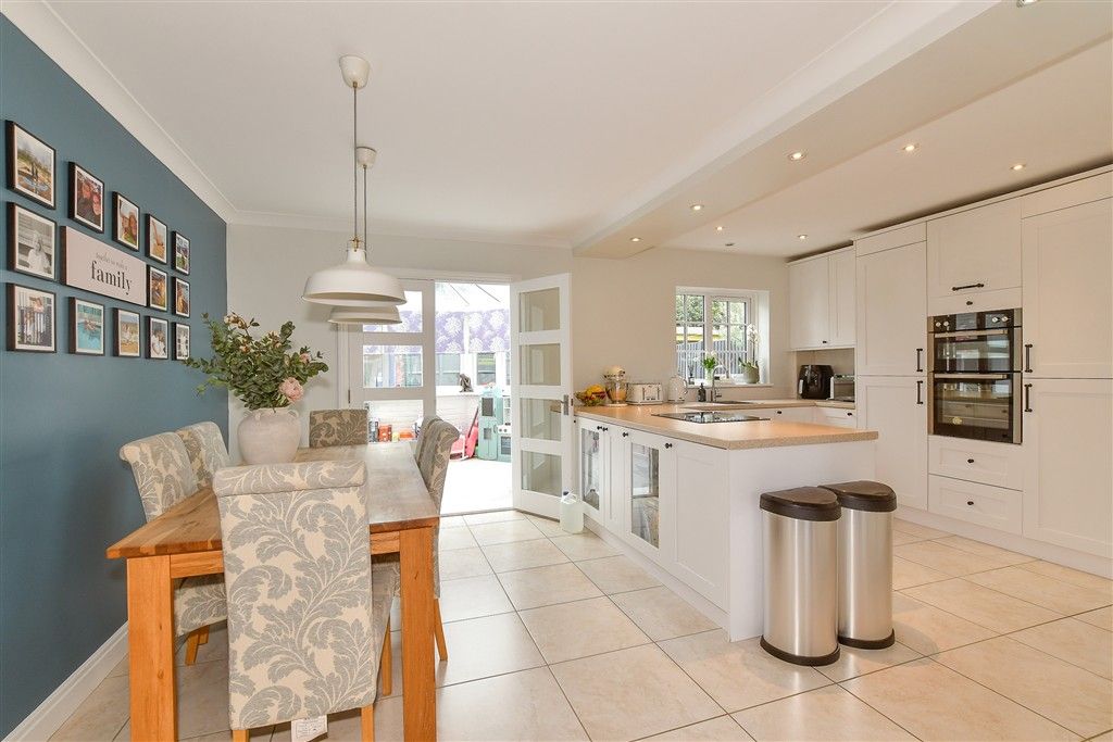 Property photo 2 of 16 Kitchen/ Diner