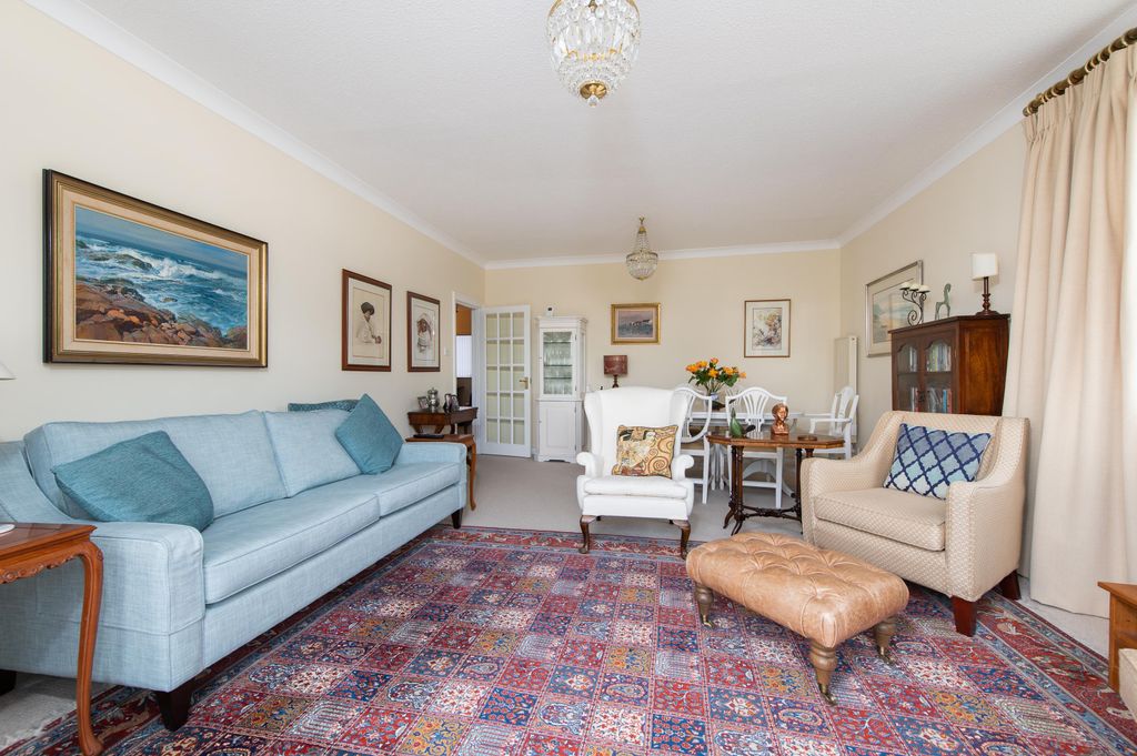 Property photo 2 of 16 Image