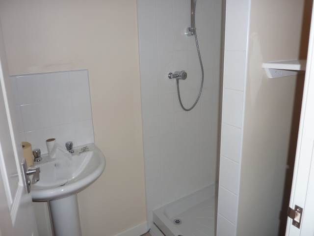Property photo 2 of 12 Shower Room