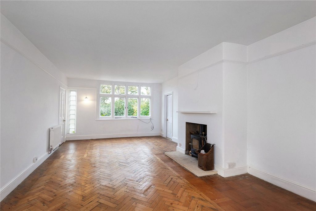 Property photo 3 of 19 Picture No. 04