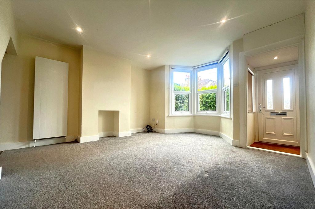 Property photo 3 of 10 Picture No. 16