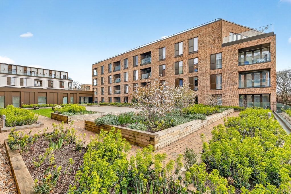 Property photo 1 of 19 Photo 4