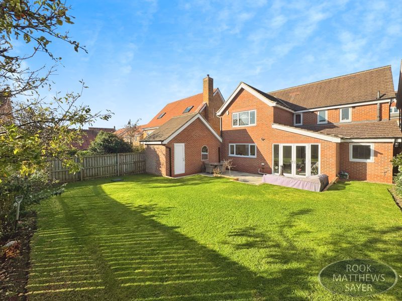 Property photo 1 of 21 Photo 19