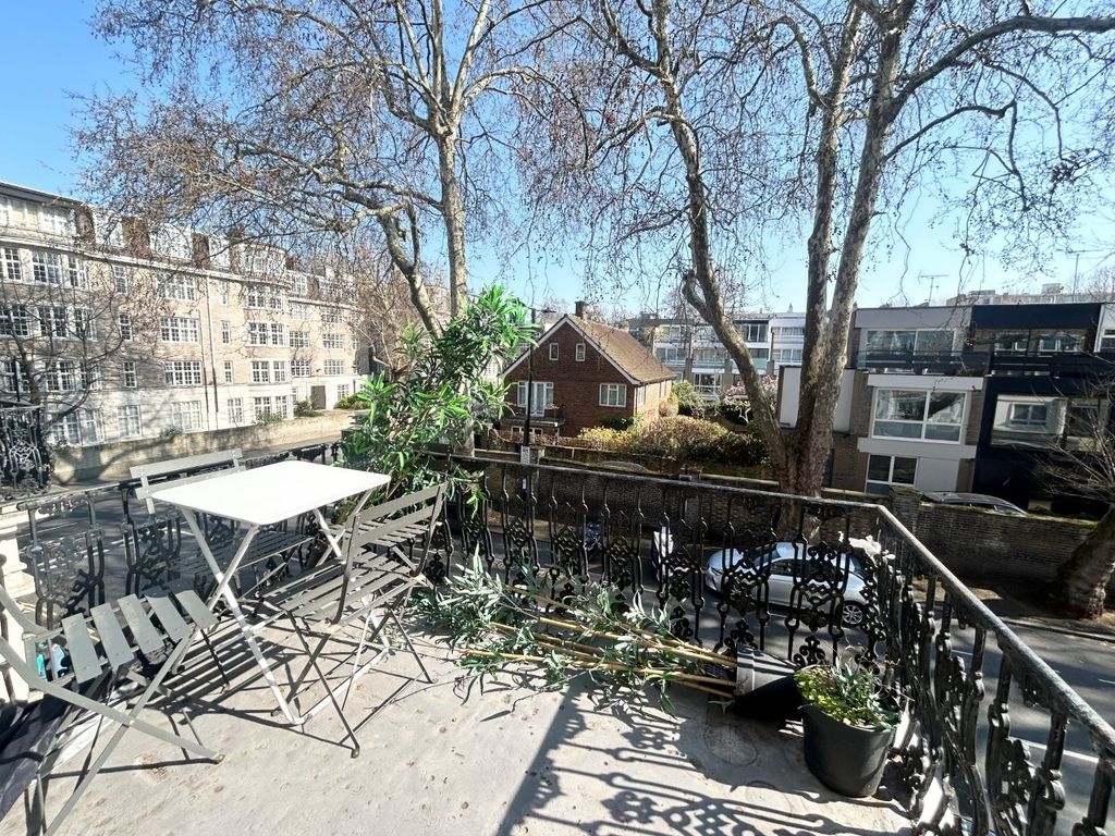 Property photo 2 of 7 Terrace