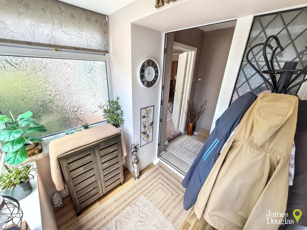 Property photo 3 of 20 Ep1