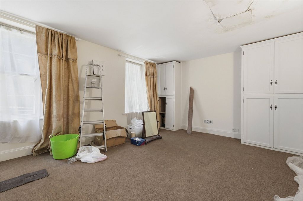 Property photo 3 of 14 Picture No. 07