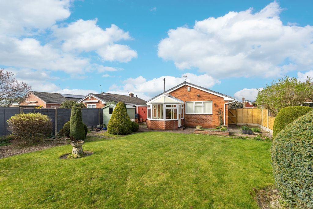 Property photo 3 of 19 South-Facing Rear Garden