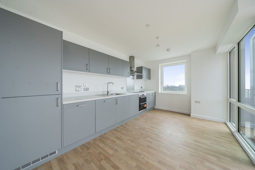 Property photo 2 of 15 1129900 (5)