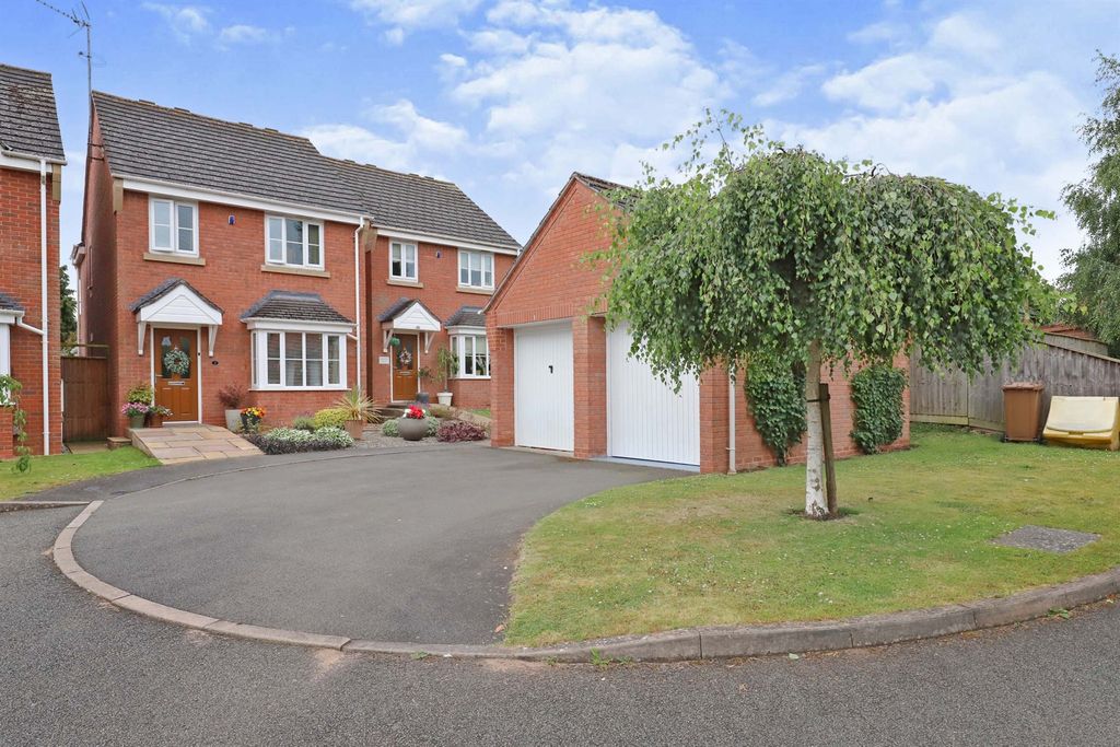 Property photo 1 of 23