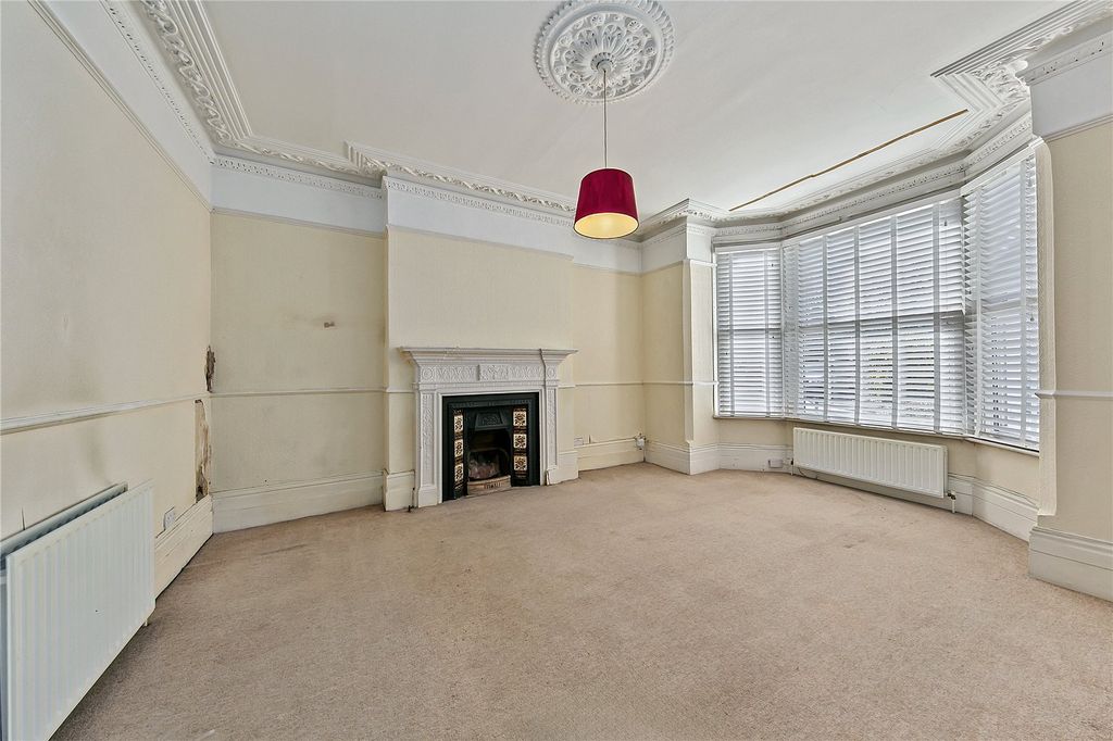 Property photo 3 of 7 Picture No. 02