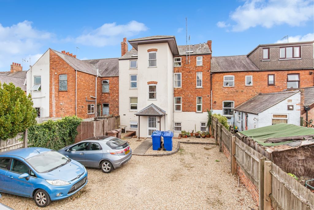 Property photo 3 of 8 143793