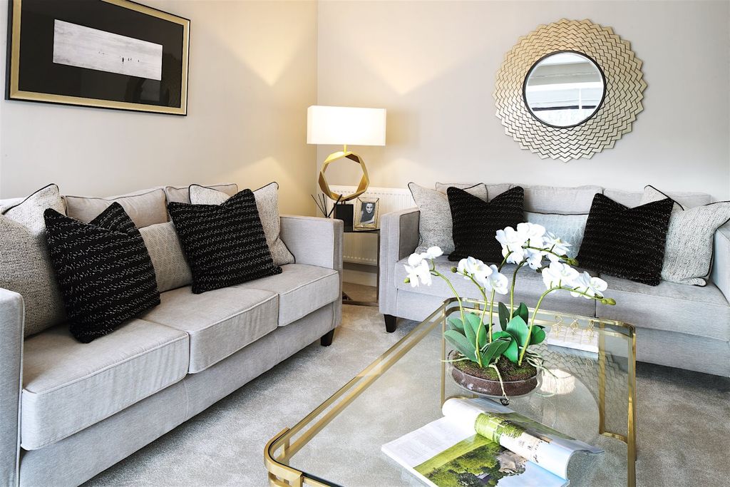 Property photo 2 of 6