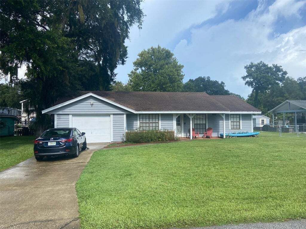 Property photo 1 of 9