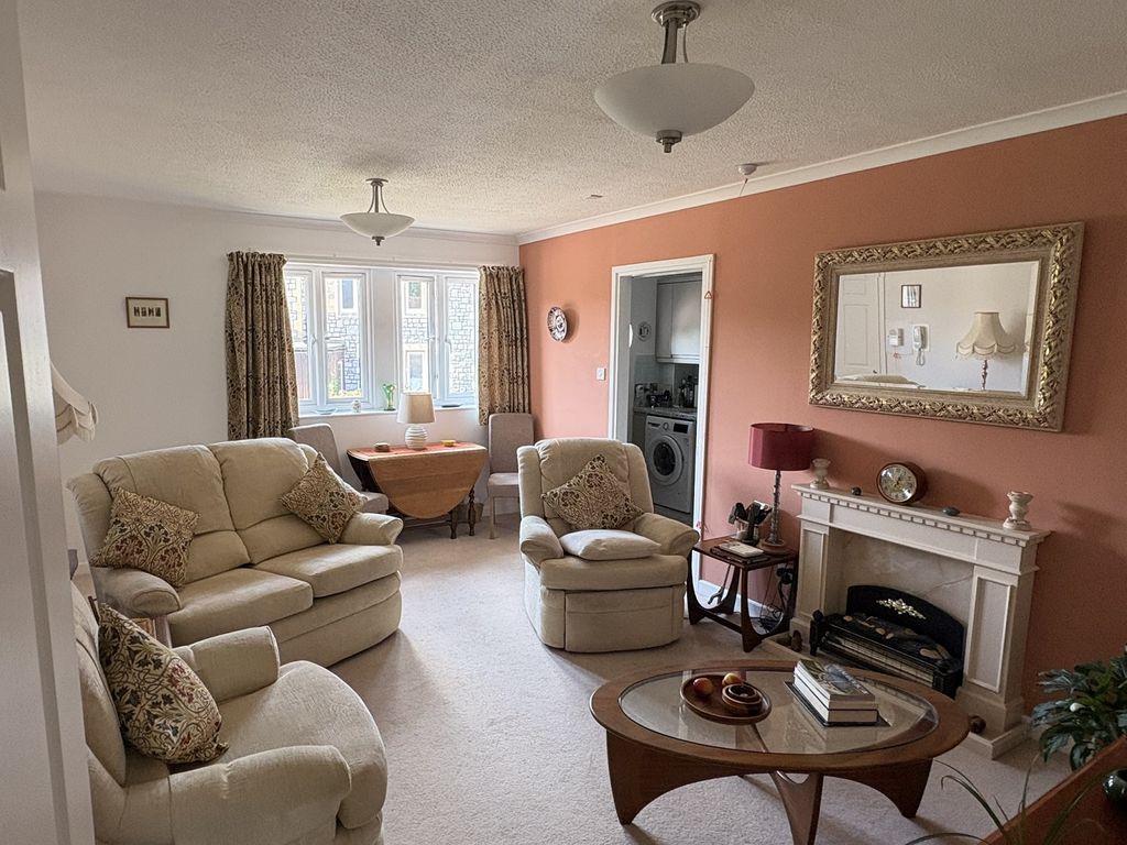 Property photo 2 of 11 Not Specified