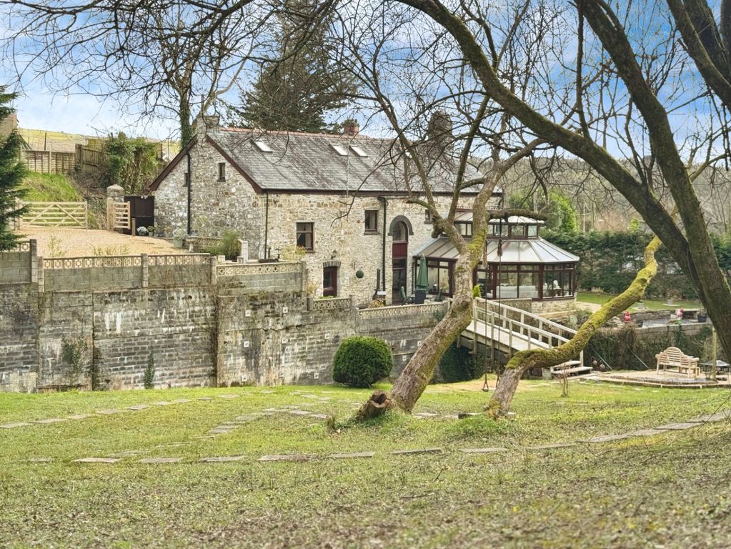 Property photo 1 of 55 3973483