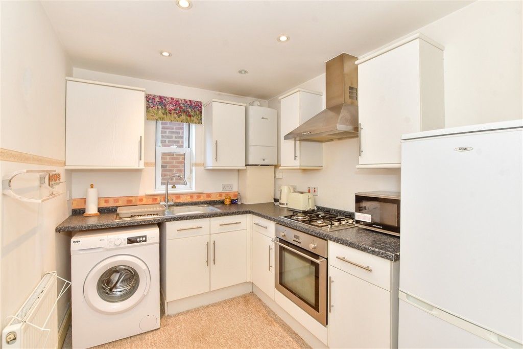 Property photo 2 of 12 Kitchen