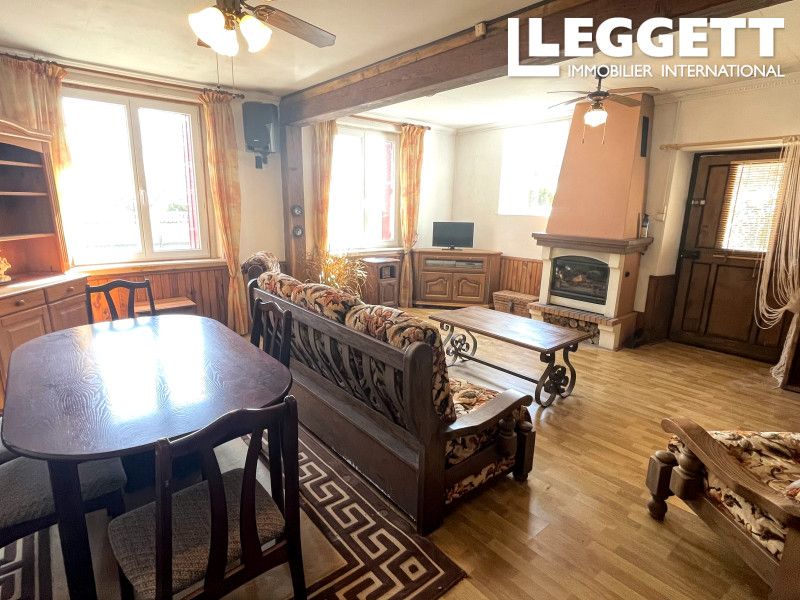 Property photo 2 of 10