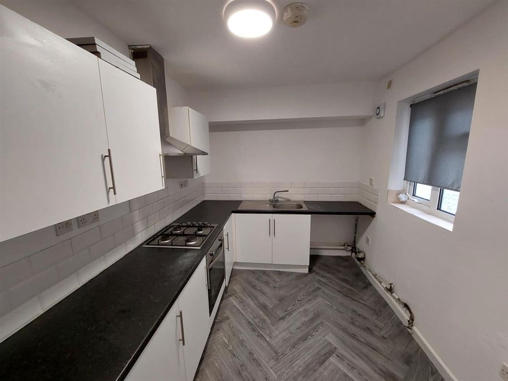 Property photo 2 of 14 Ca7Bdb9A-206c-453E-A169-7007Decfe0E3.Jpg