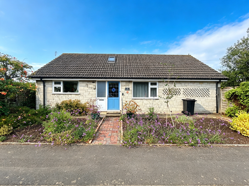 Property photo 1 of 28