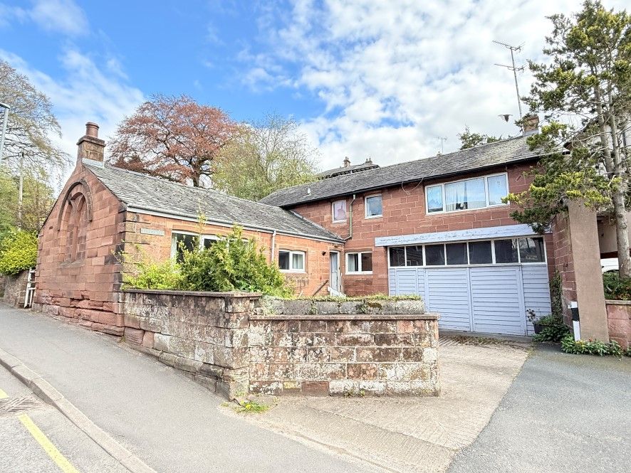 Property photo 1 of 8