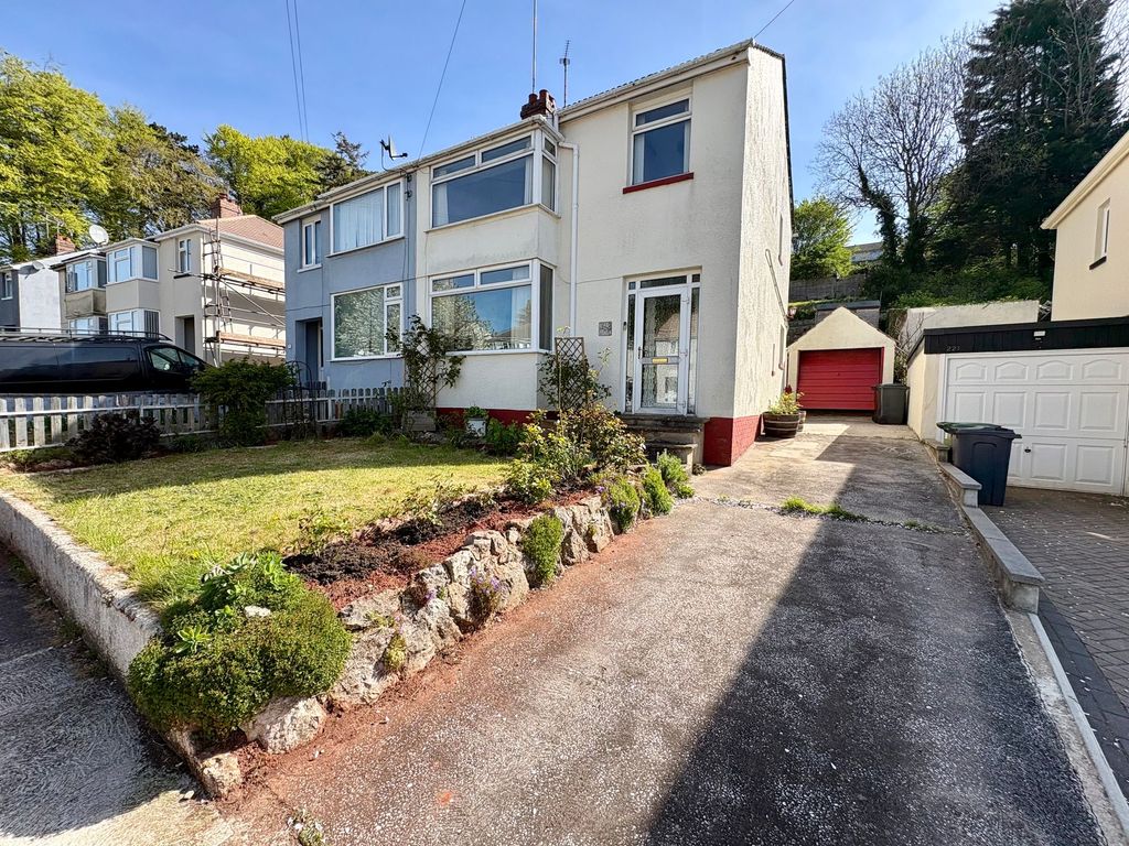 Property photo 1 of 22