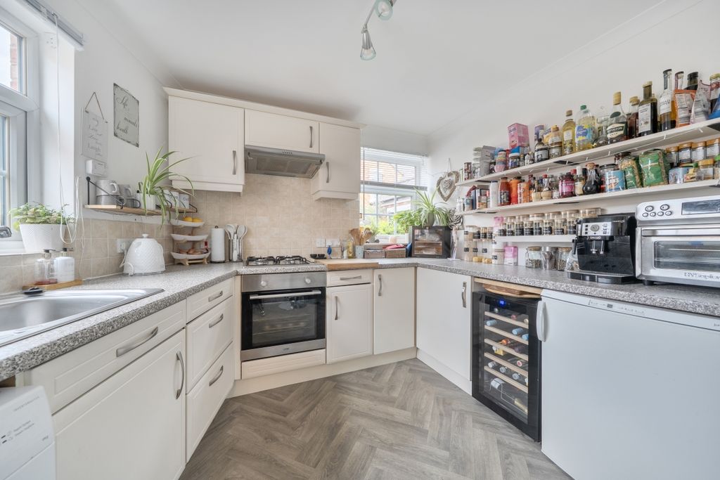 Property photo 3 of 14