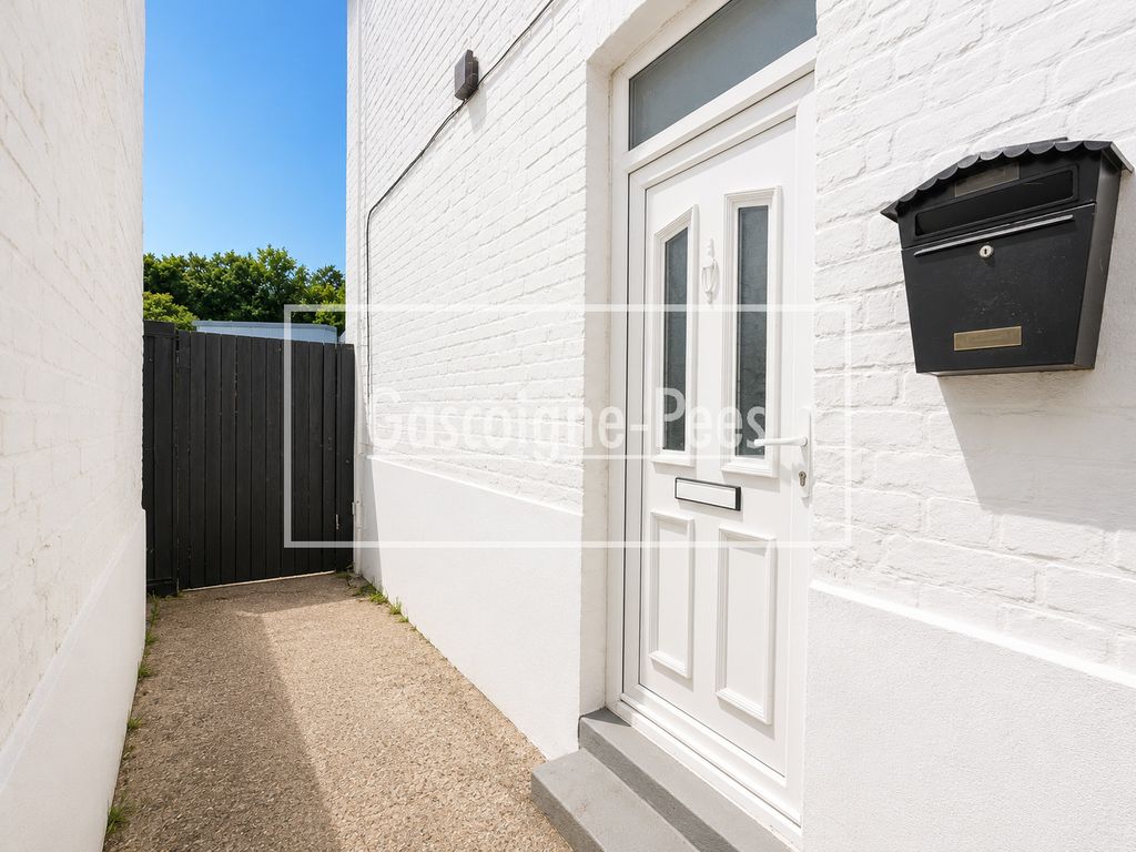Property photo 1 of 6