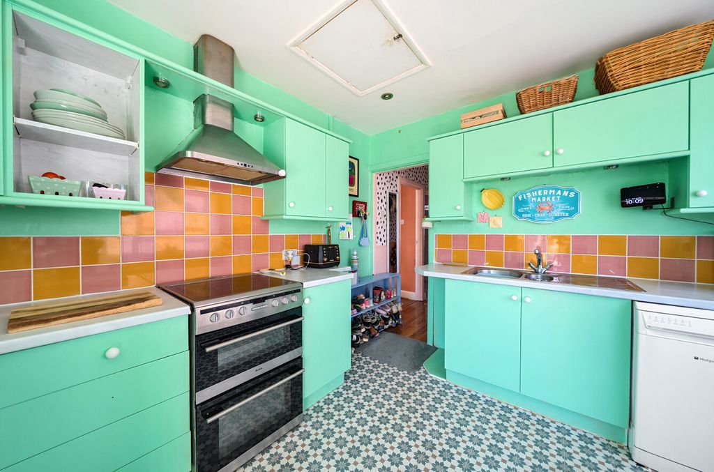 Property photo 3 of 14 1482135-4-6A3ba8F...