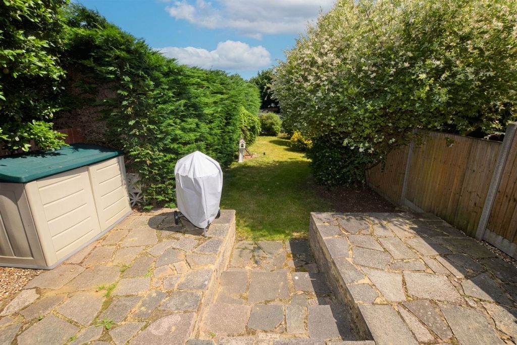 Property photo 3 of 6