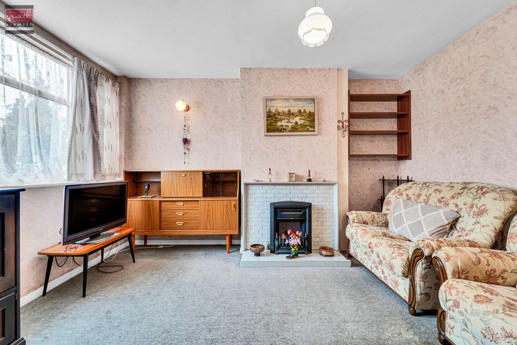 Property photo 2 of 14 Dsc09065